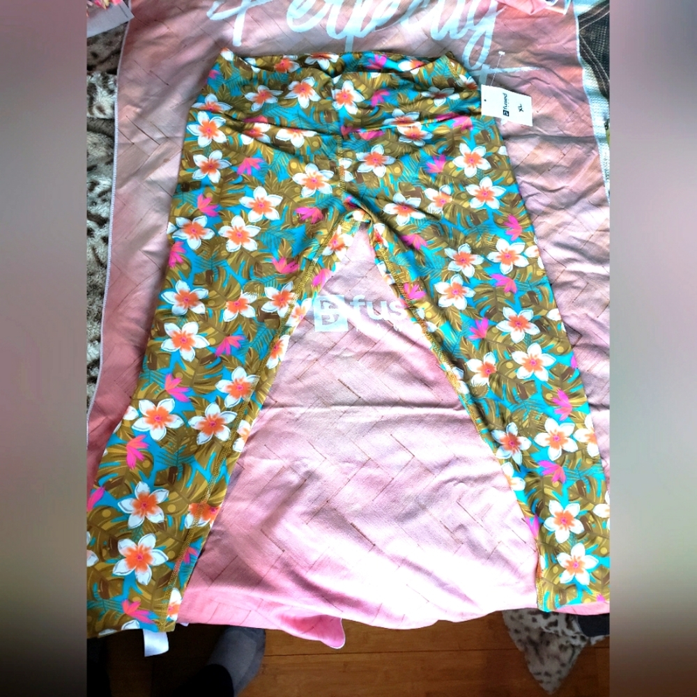Fused hawaii swim leggings
